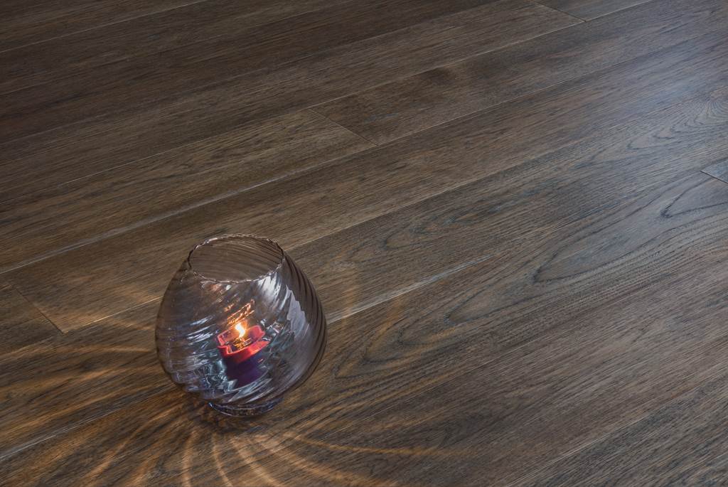 Does Dark Hardwood Flooring Make A Room, How To Make Laminate Flooring Darker